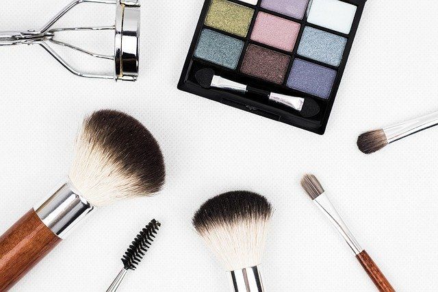 Amparo Turmo – Maquillaje profesional a domicilio